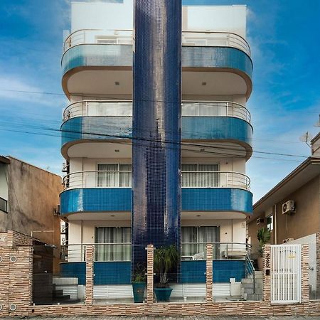 Lindo apartamento no centro de Bombinhas Exterior foto